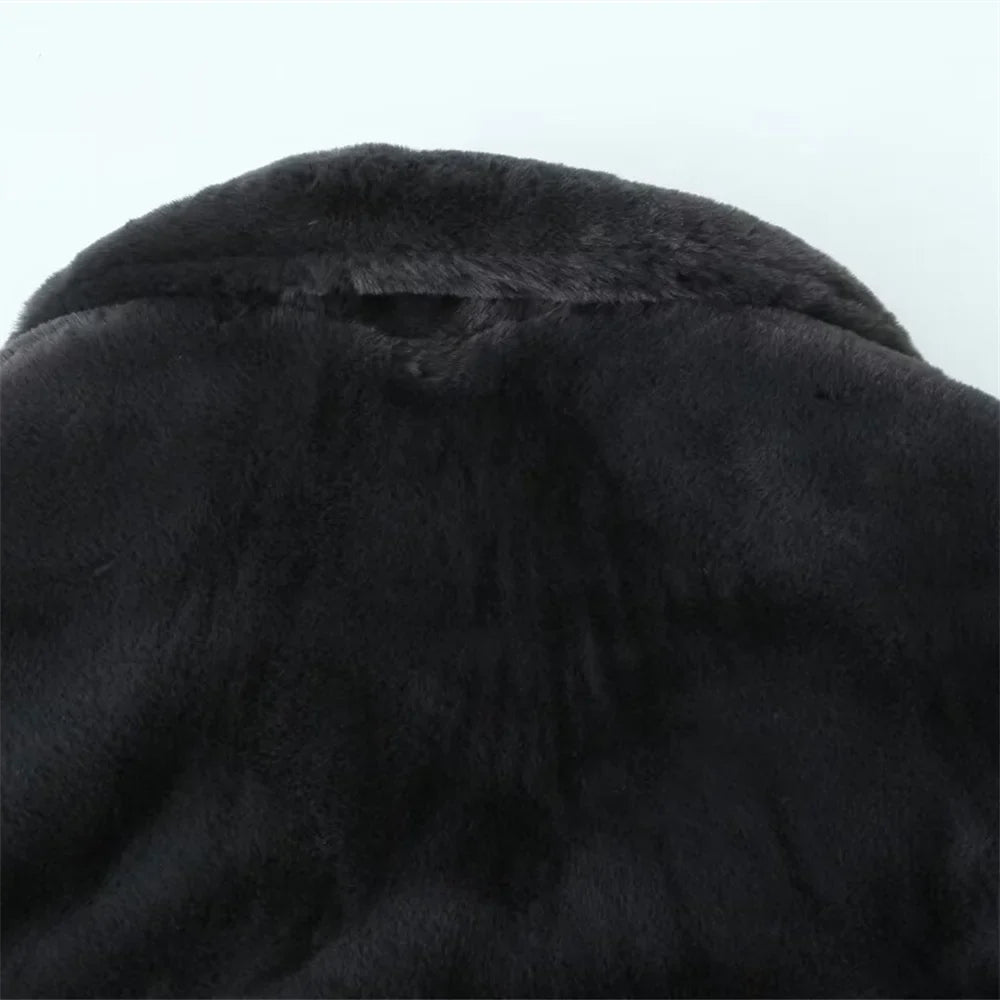 Loose Collar Long Sleeve Artificial Fur Effect Coat - black ( up close viee of back of collar)