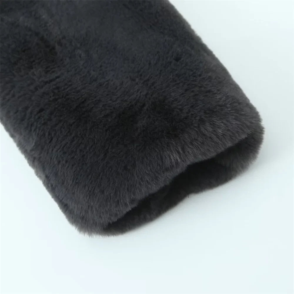 Loose Collar Long Sleeve Artificial Fur Effect Coat - black ( up close view of cuff)